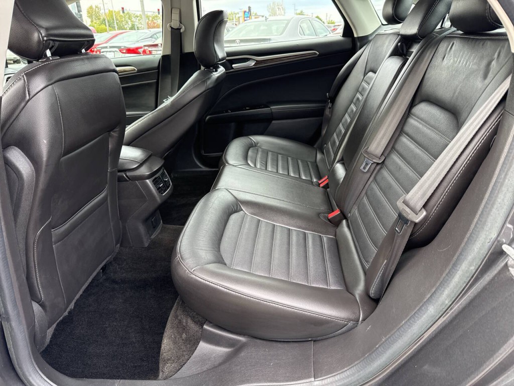 2015 Ford Fusion Image 40