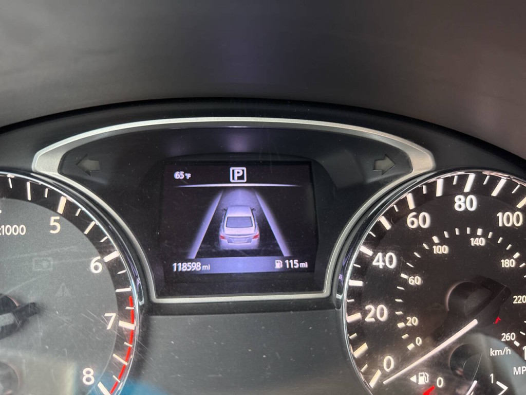 2017 Nissan Altima Image 22