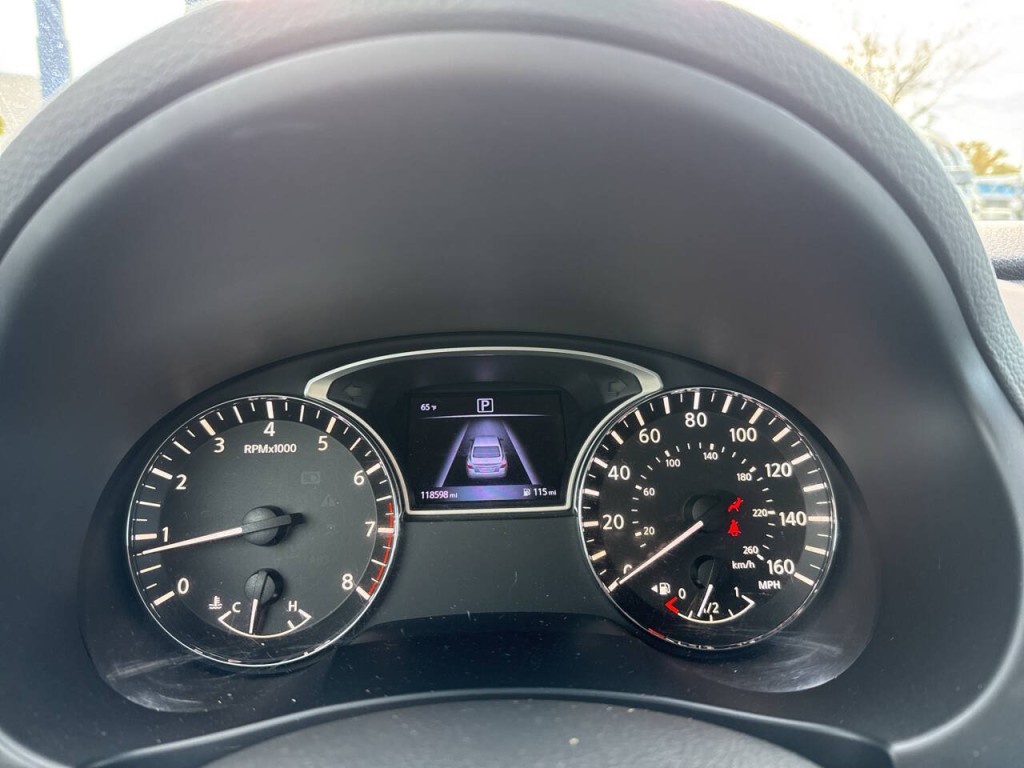 2017 Nissan Altima Image 23