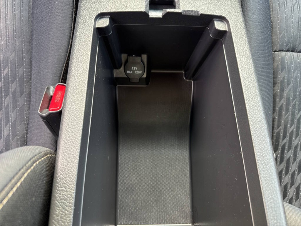 2017 Nissan Altima Image 30