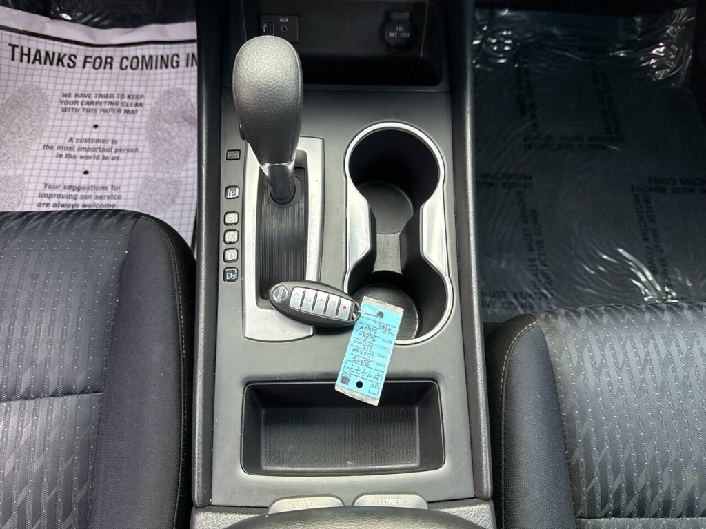 2017 Nissan Altima Image 30