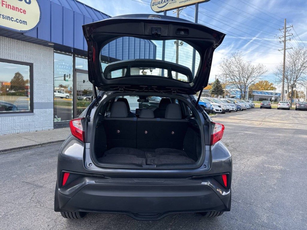 2021 Toyota C-HR Image 8