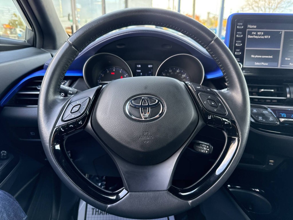 2021 Toyota C-HR Image 26