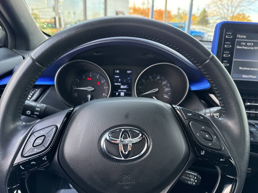 2021 Toyota C-HR Image 27