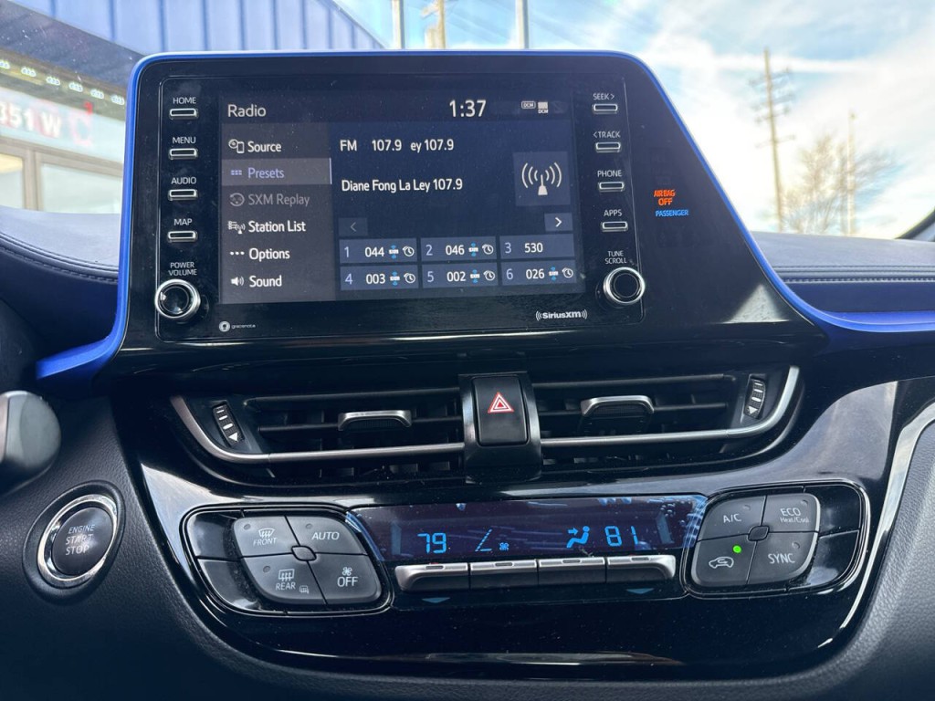 2021 Toyota C-HR Image 31