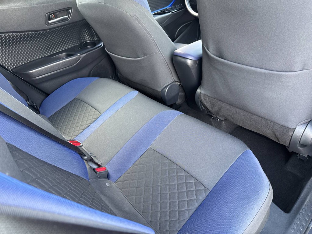 2021 Toyota C-HR Image 44