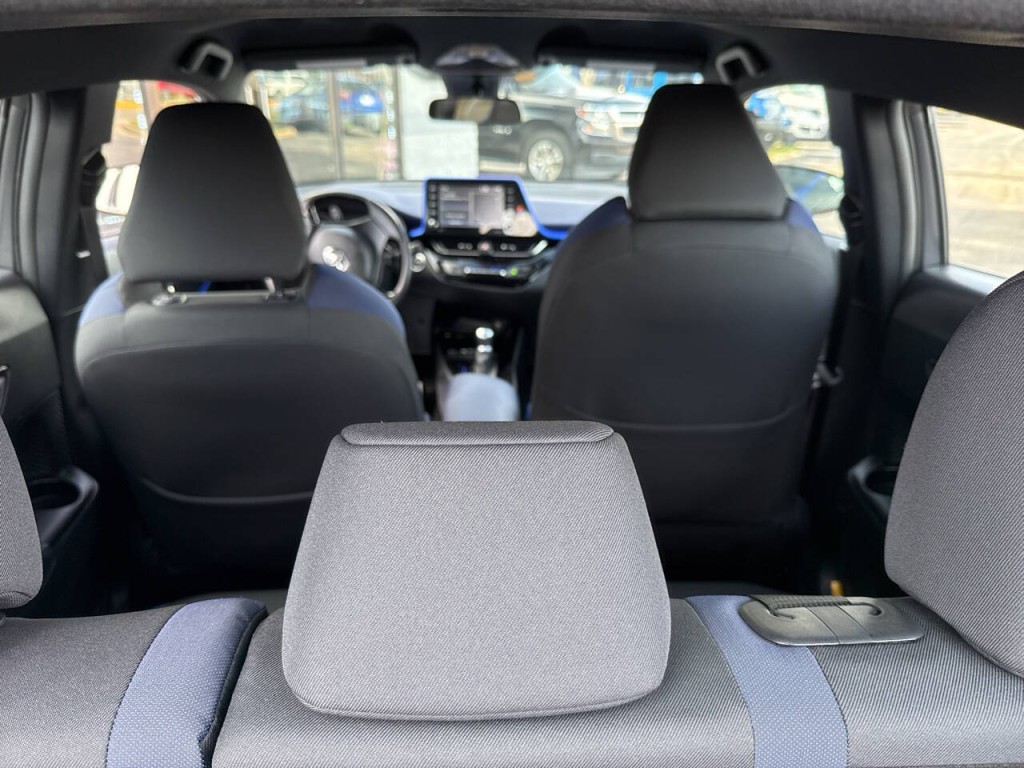 2021 Toyota C-HR Image 53