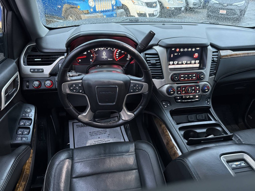 2016 GMC Yukon Image 36