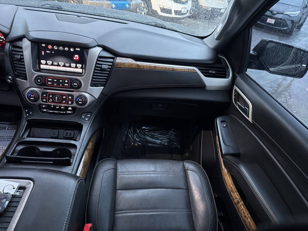 2016 GMC Yukon Image 41