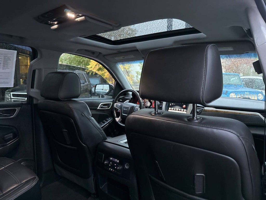 2016 GMC Yukon Image 54