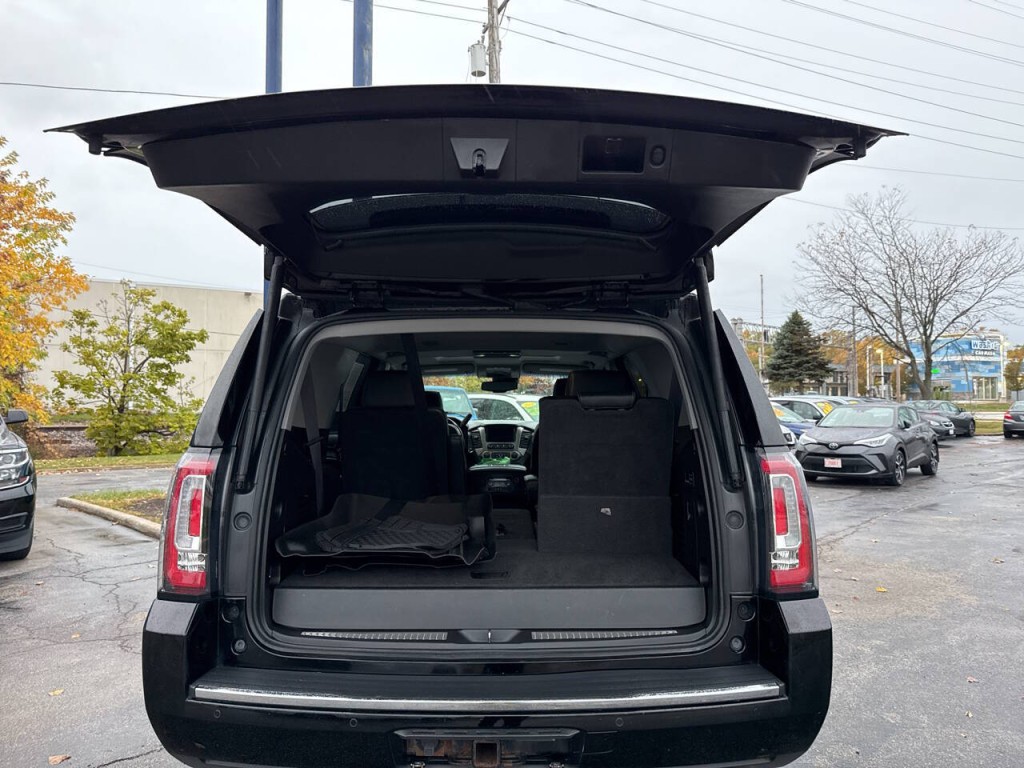 2016 GMC Yukon Image 9