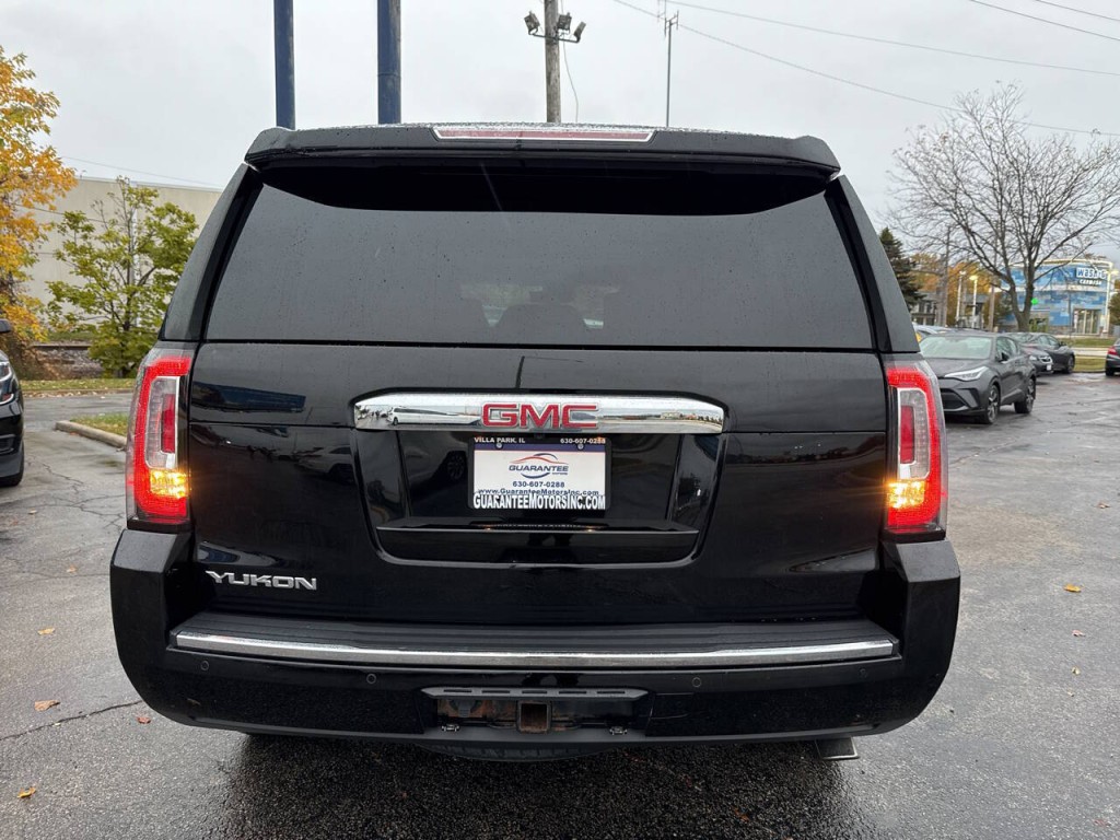 2016 GMC Yukon Image 10