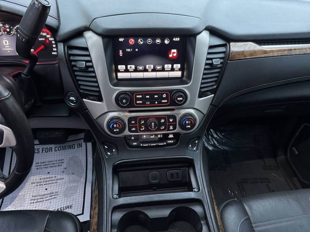 2016 GMC Yukon Image 32