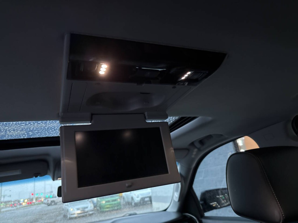 2016 GMC Yukon Image 52