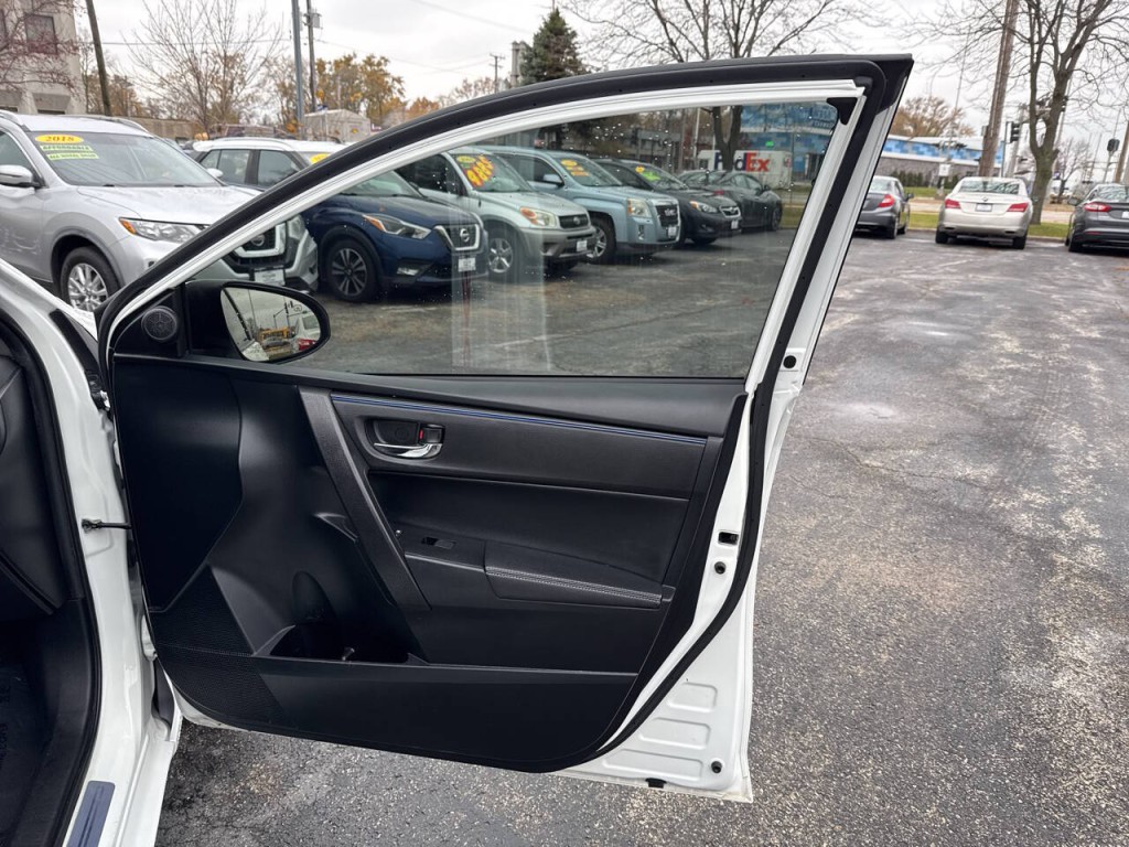 2019 Toyota Corolla Image 13