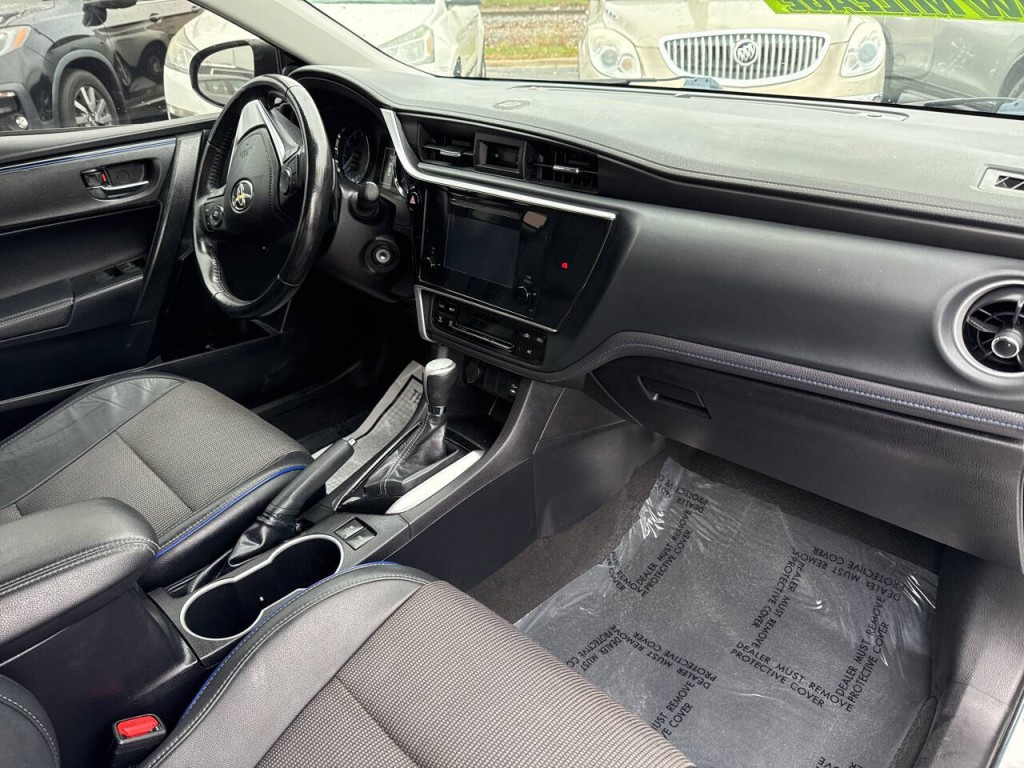 2019 Toyota Corolla Image 38