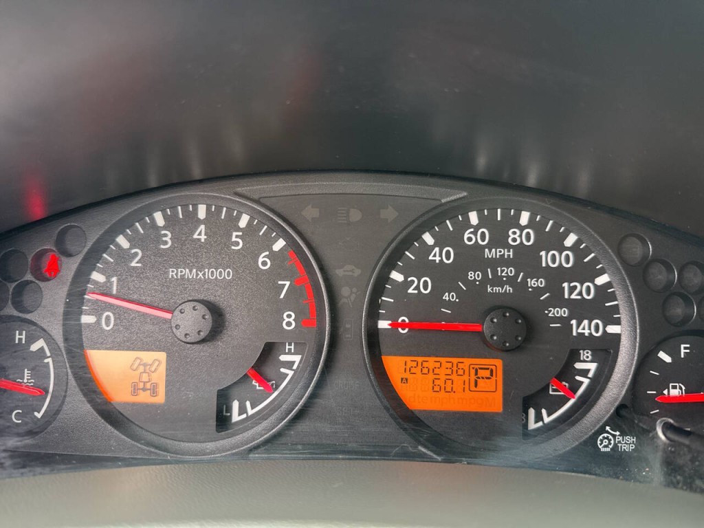 2016 Nissan Frontier Image 21