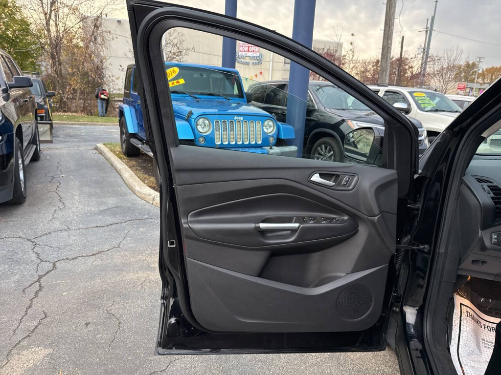 2019 Ford Escape Image 15