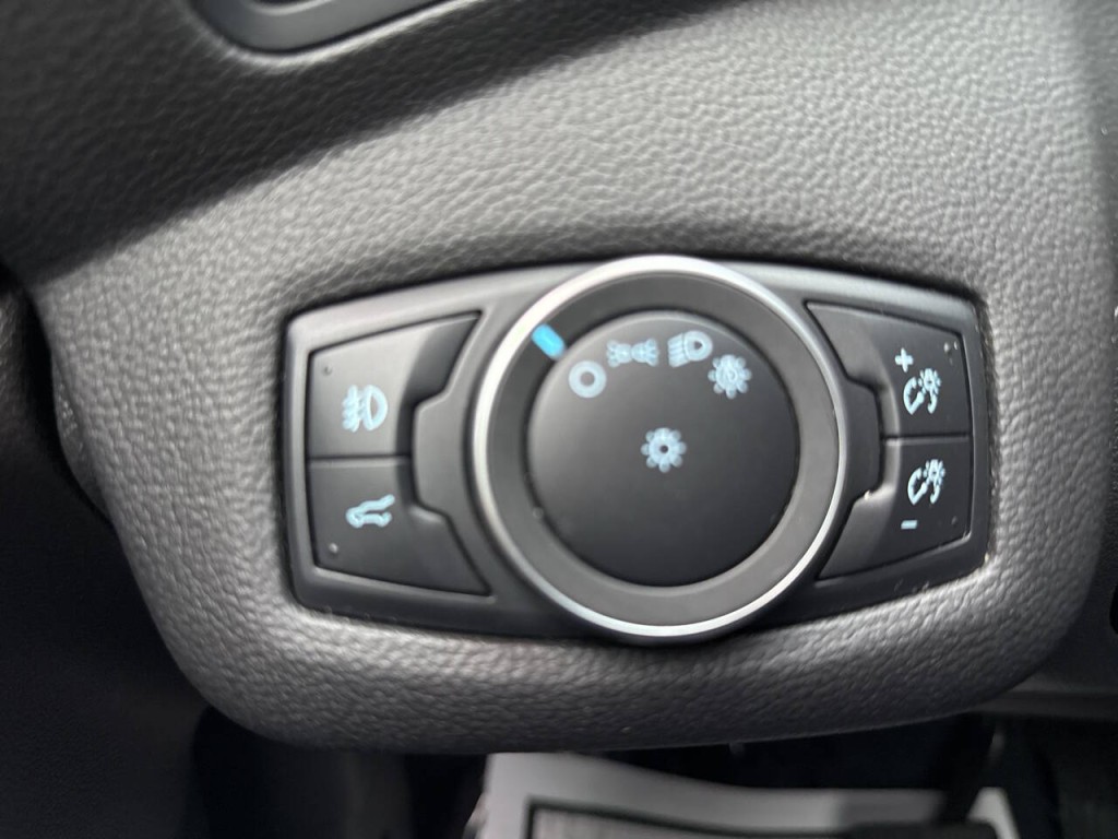 2019 Ford Escape Image 17