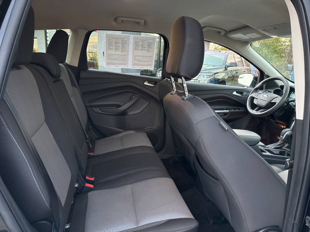 2019 Ford Escape Image 46