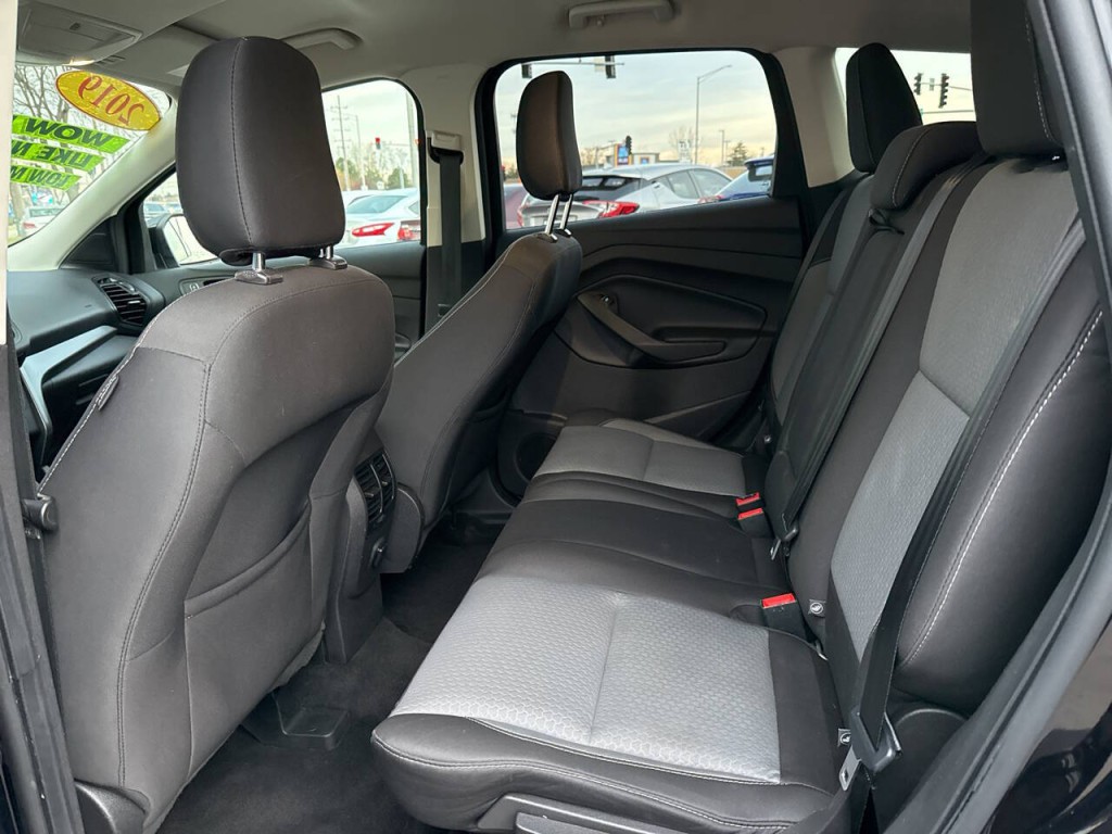 2019 Ford Escape Image 44