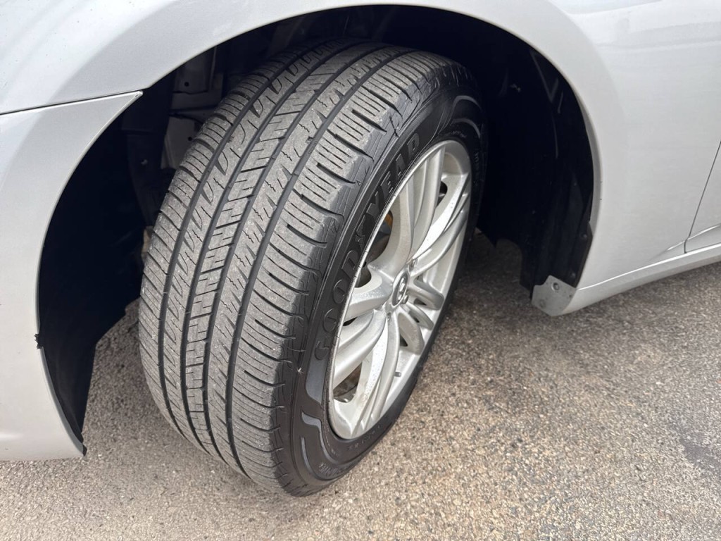 2010 INFINITI G37 Image 38