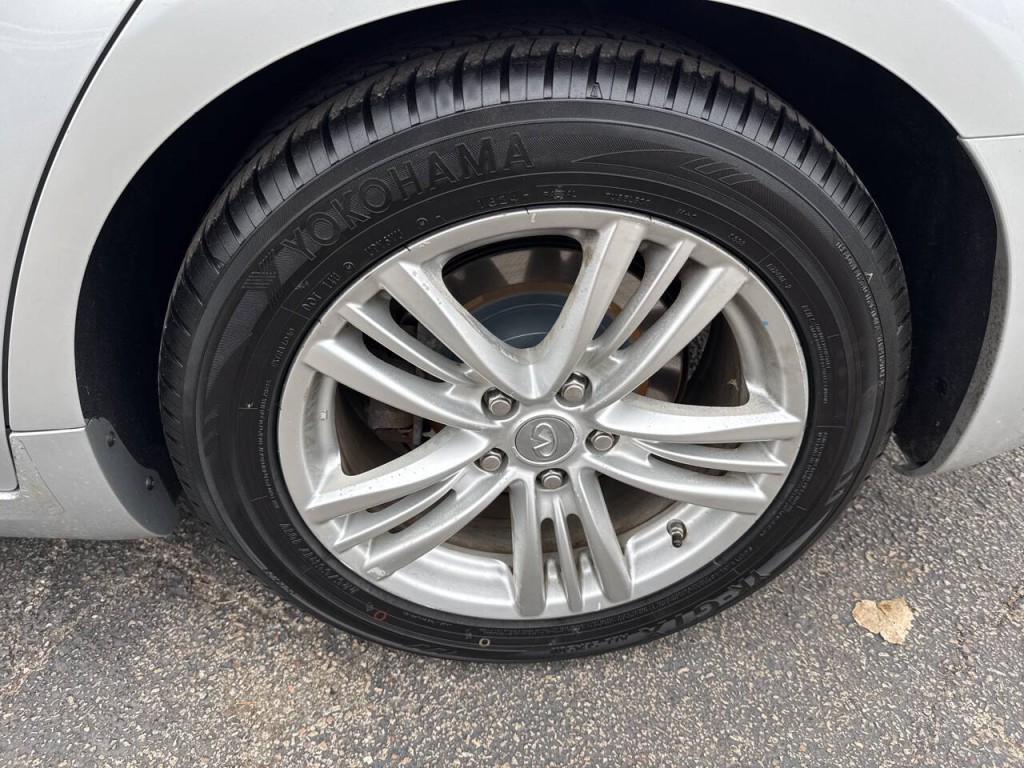 2010 INFINITI G37 Image 40