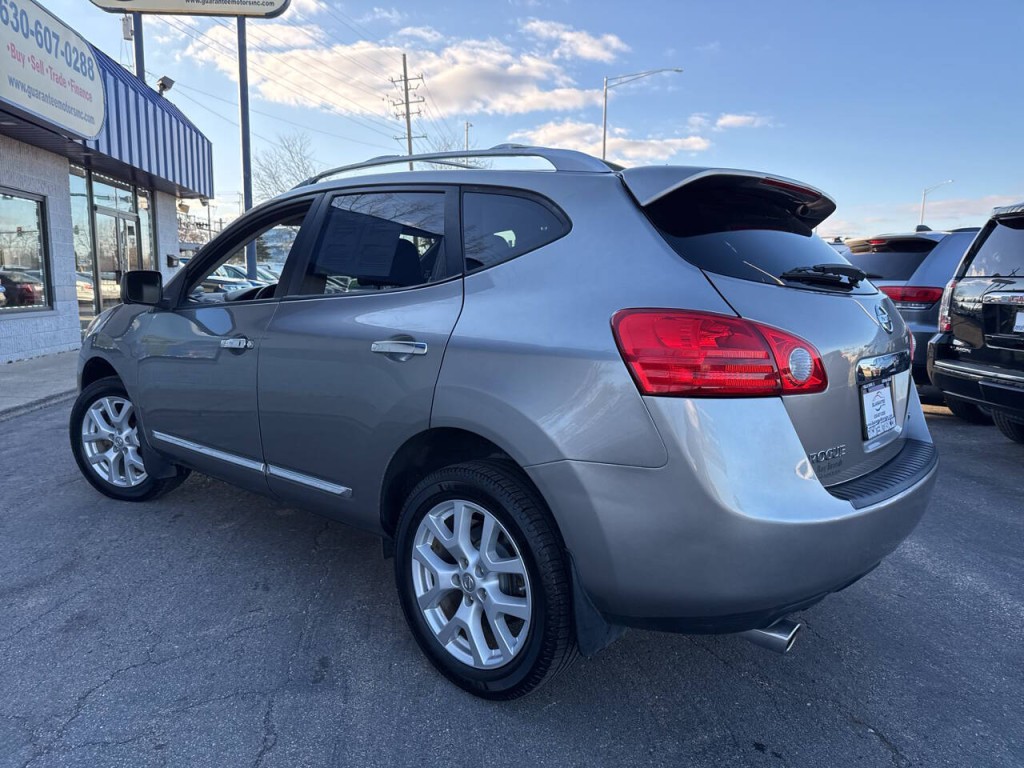 2013 Nissan Rogue Image 3