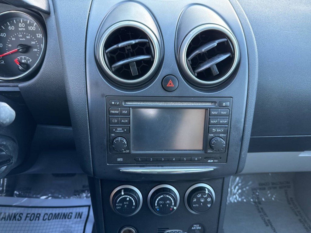 2013 Nissan Rogue Image 24