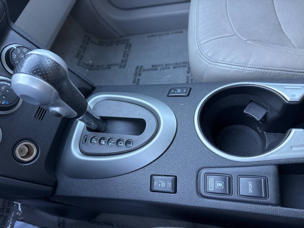 2013 Nissan Rogue Image 28