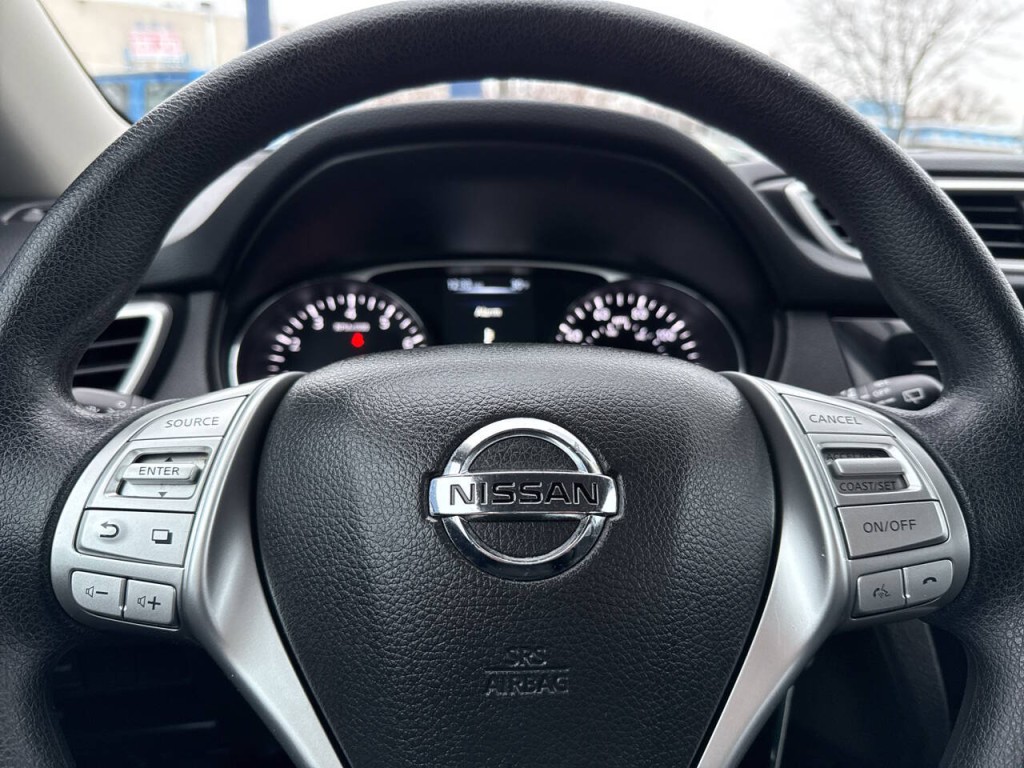 2016 Nissan Rogue Image 19