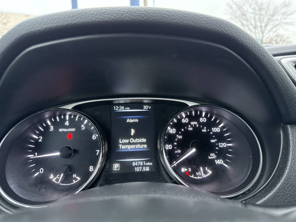 2016 Nissan Rogue Image 20