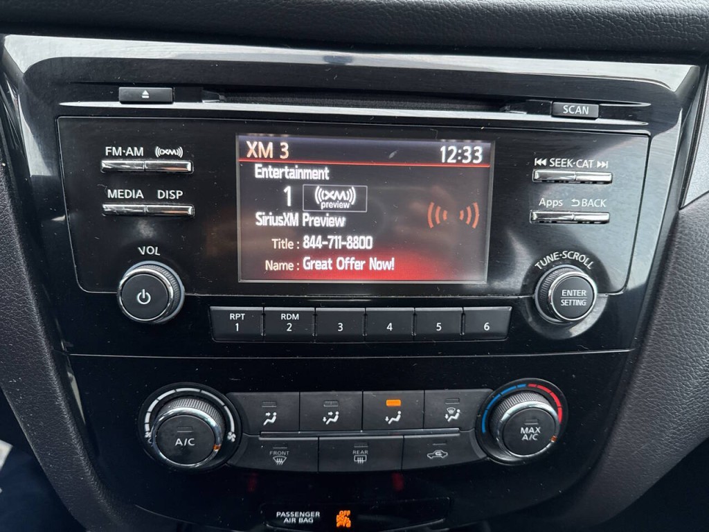 2016 Nissan Rogue Image 22