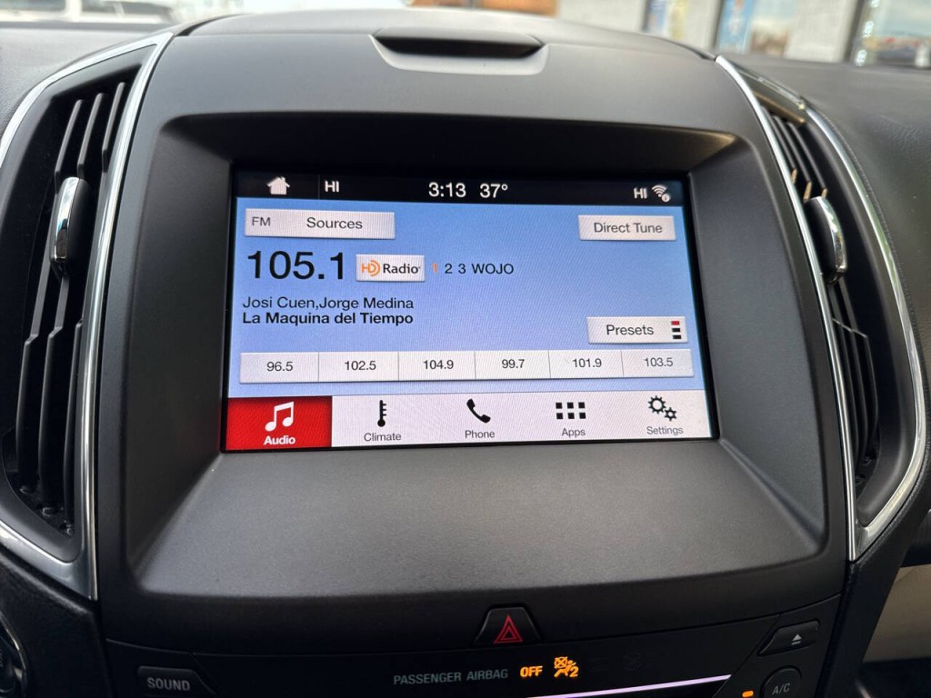 2019 Ford Edge Image 30