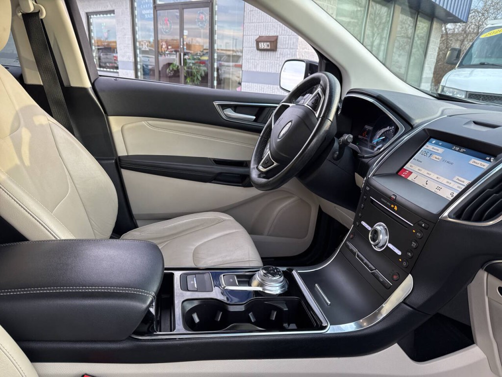 2019 Ford Edge Image 48