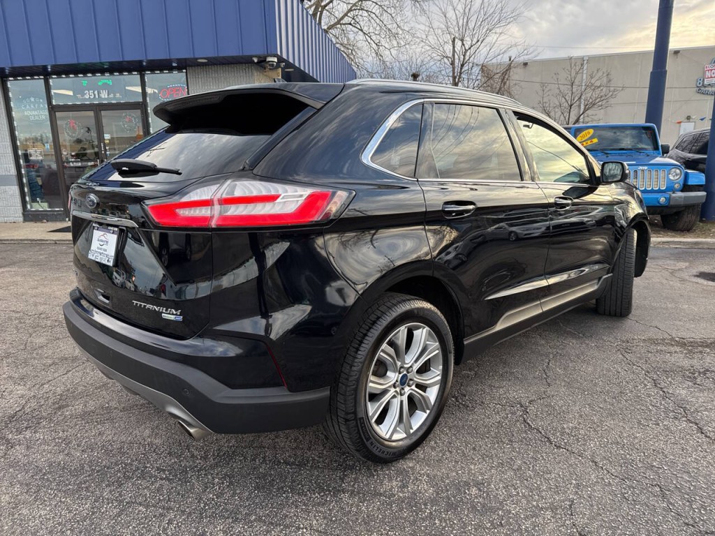 2019 Ford Edge Image 7