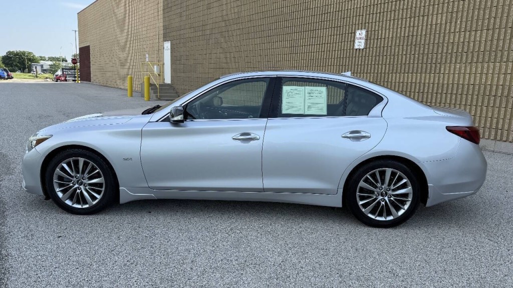 2018 INFINITI Q50 Image 5