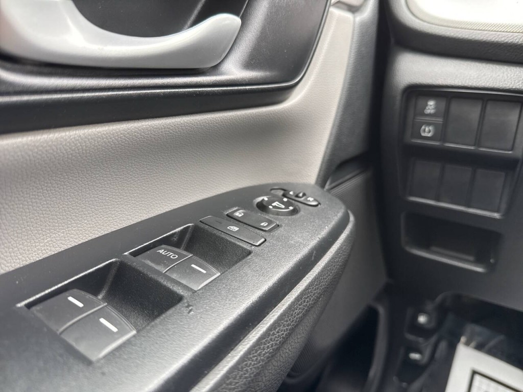 2017 Honda CR-V Image 17