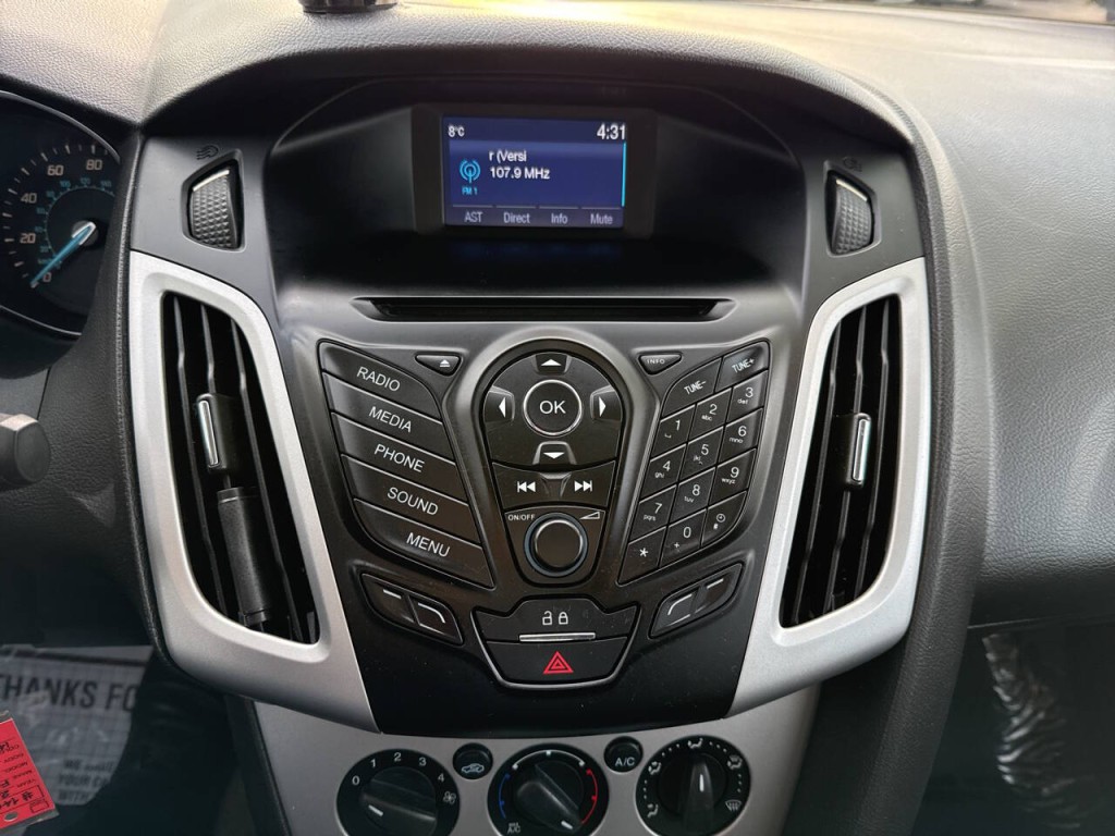 2014 Ford Focus Image 25