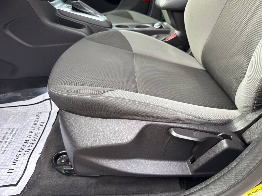 2014 Ford Focus Image 31
