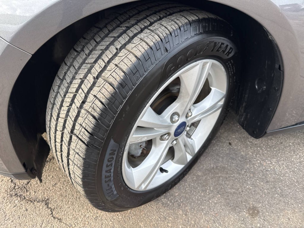 2014 Ford Focus Image 48