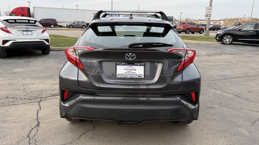 2021 Toyota C-HR Image 4