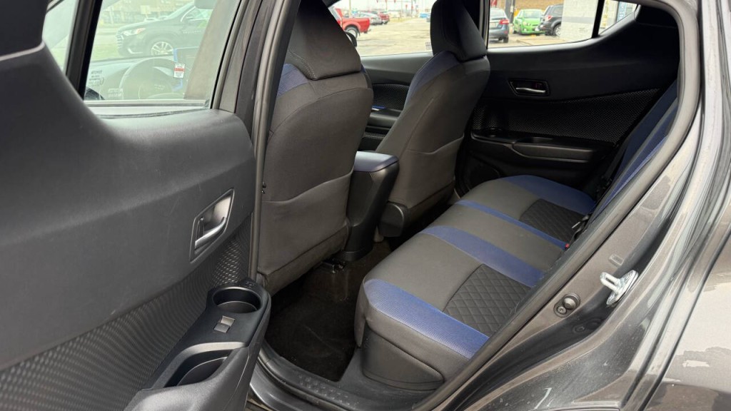 2021 Toyota C-HR Image 13