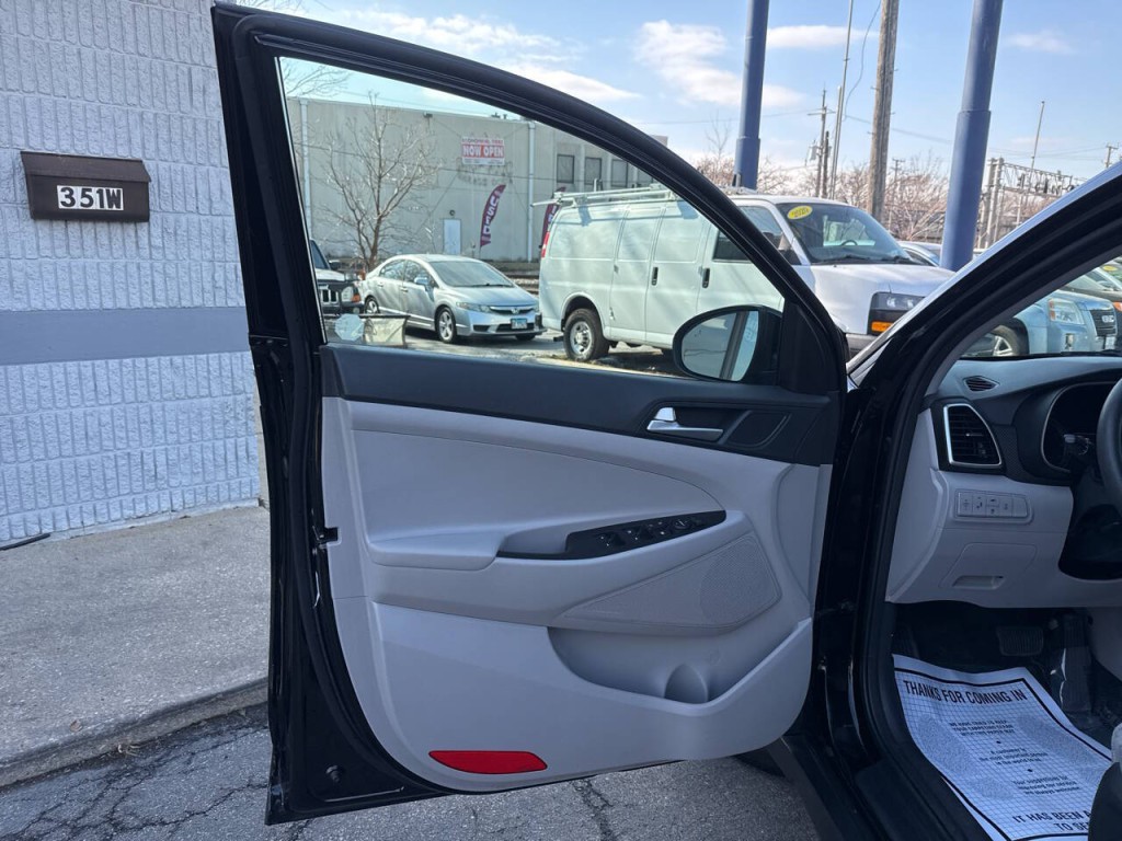 2021 Hyundai Tucson Image 12