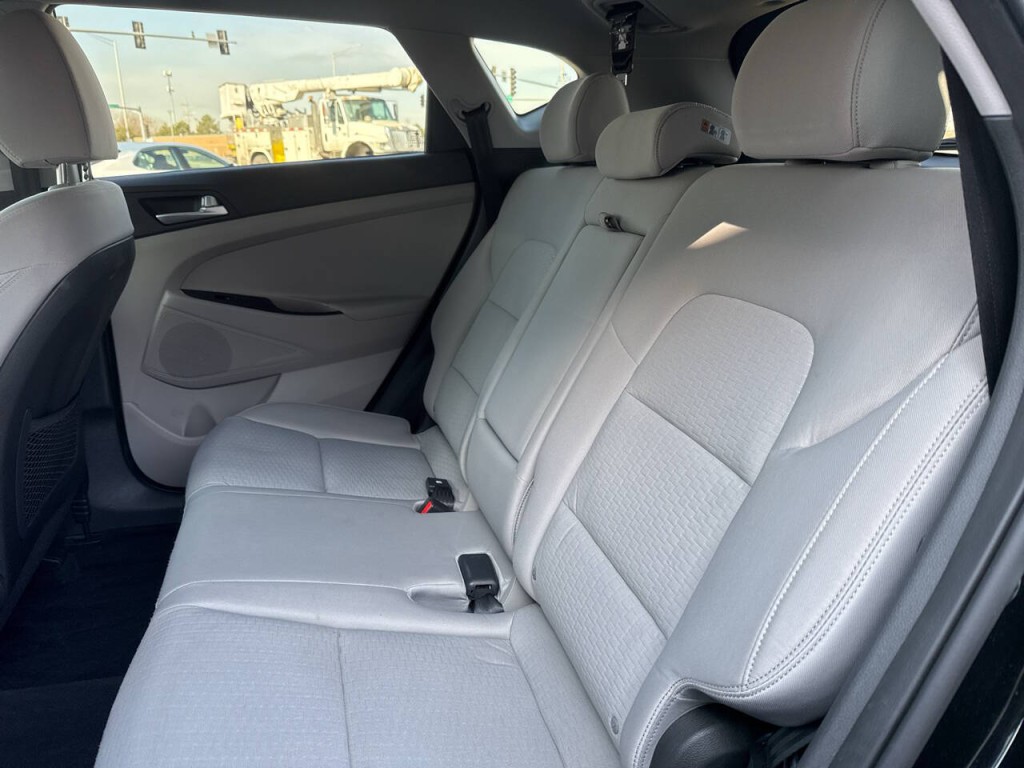 2021 Hyundai Tucson Image 45