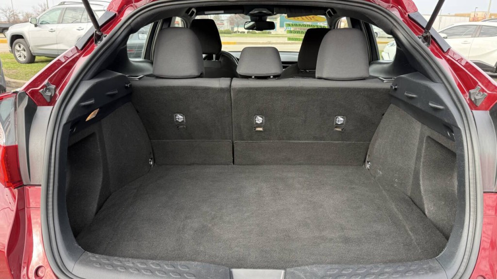 2018 Toyota C-HR Image 13