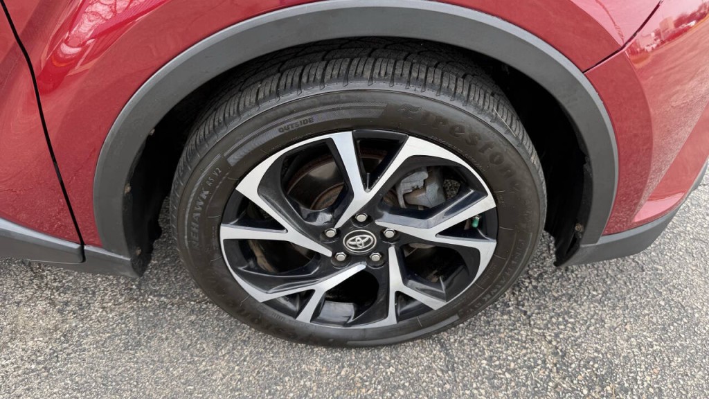 2018 Toyota C-HR Image 19