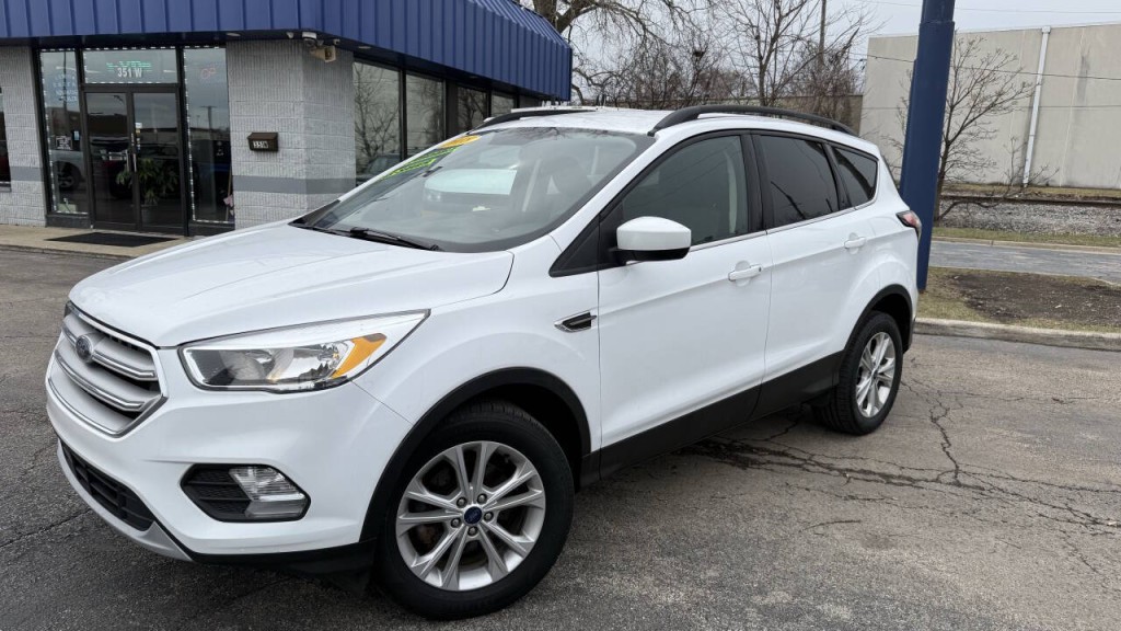 2018 Ford Escape Image 2