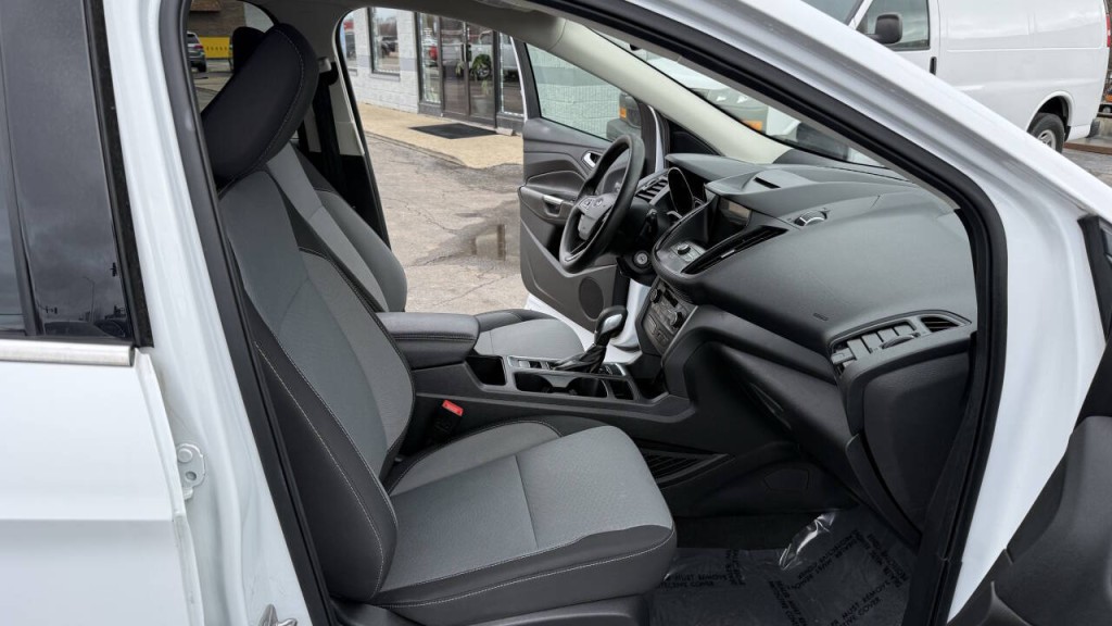 2018 Ford Escape Image 15