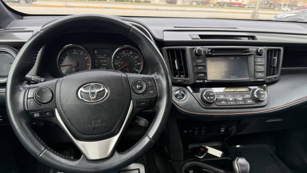 2018 Toyota Rav4 Image 15